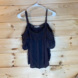 American eagle cold shoulder top